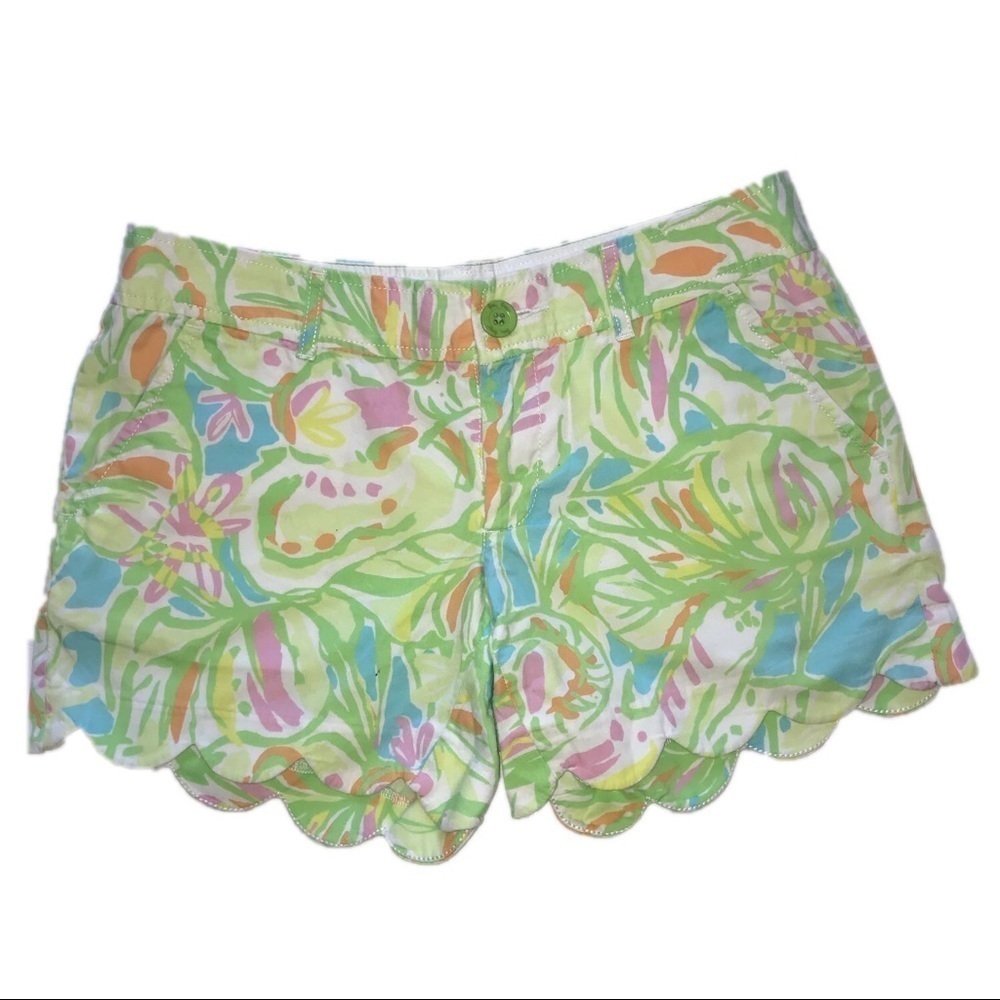 Lilly Pulitzer Buttercup Scalloped Hem Shorts 2 - Picture 2 of 5